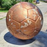 Lopta pri vstupe čosi pamätá